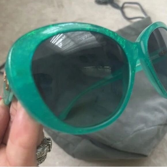 *Versace* Rare! HTF *AQUA* Opalescent Aqua Cateye Sunnies main image 5